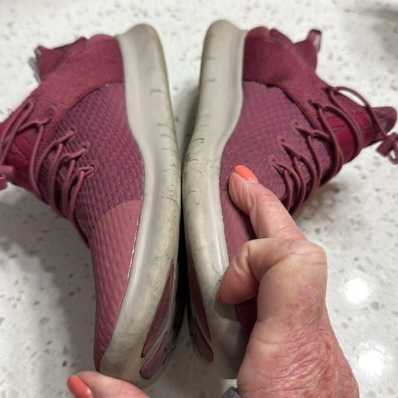 NIKE Free Women's Pink/raspberry Athletic Shoes Sz 8.5? GUC no insoles running - Picture 3 of 6